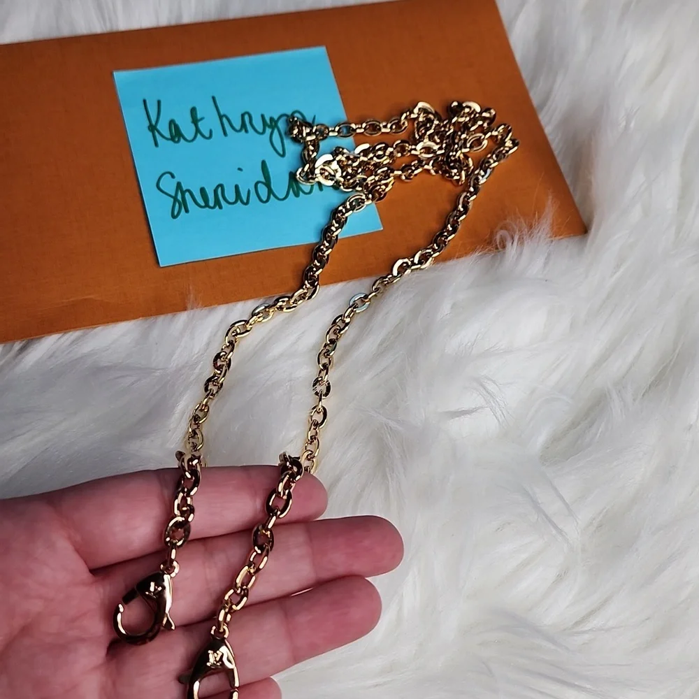 BNEW UNUSED LOUIS VUITTON LV FELICIE GOLD CROSSBODY CHAIN